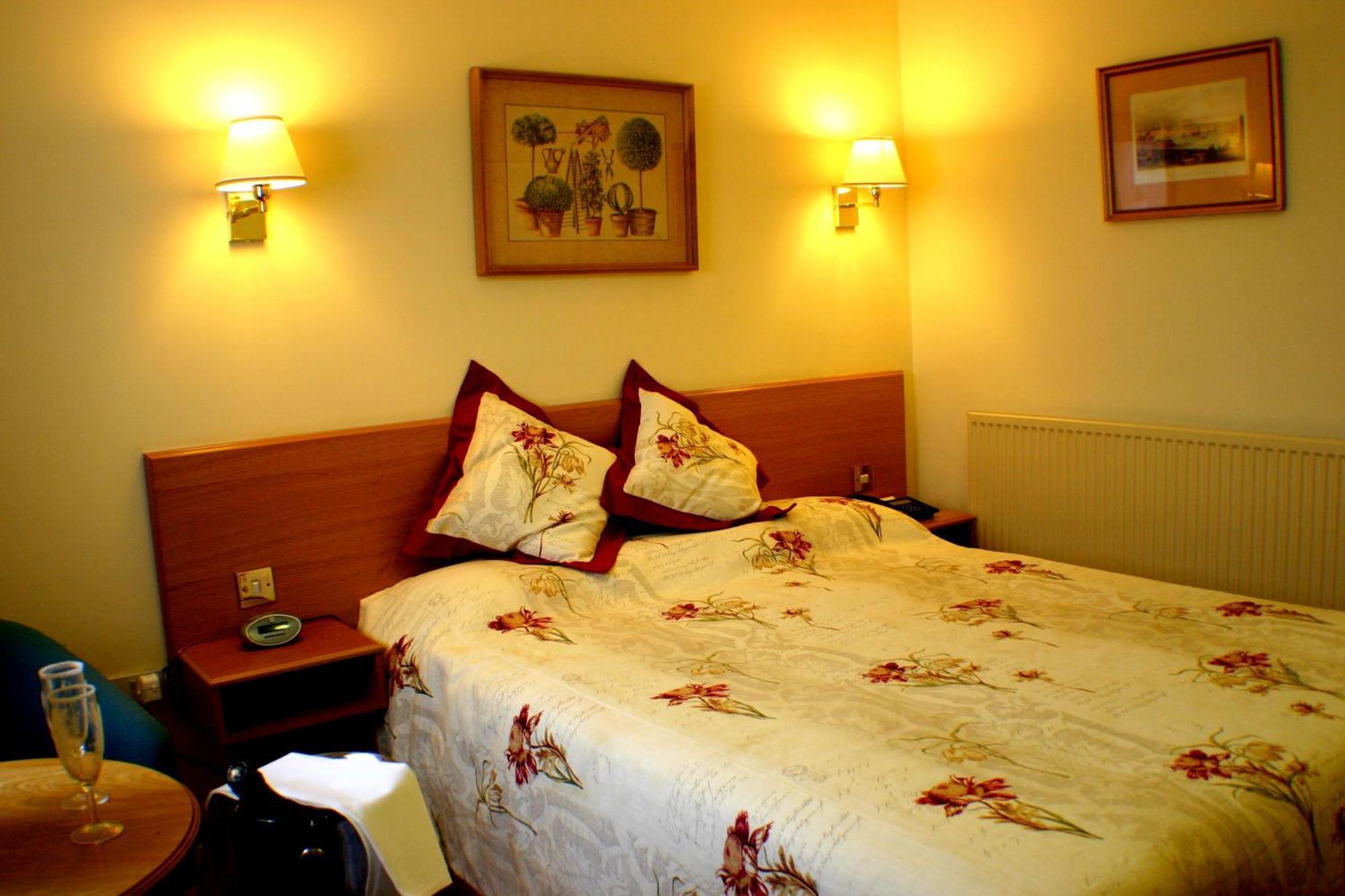 Holt Lodge Hotel Wrexham Camera foto