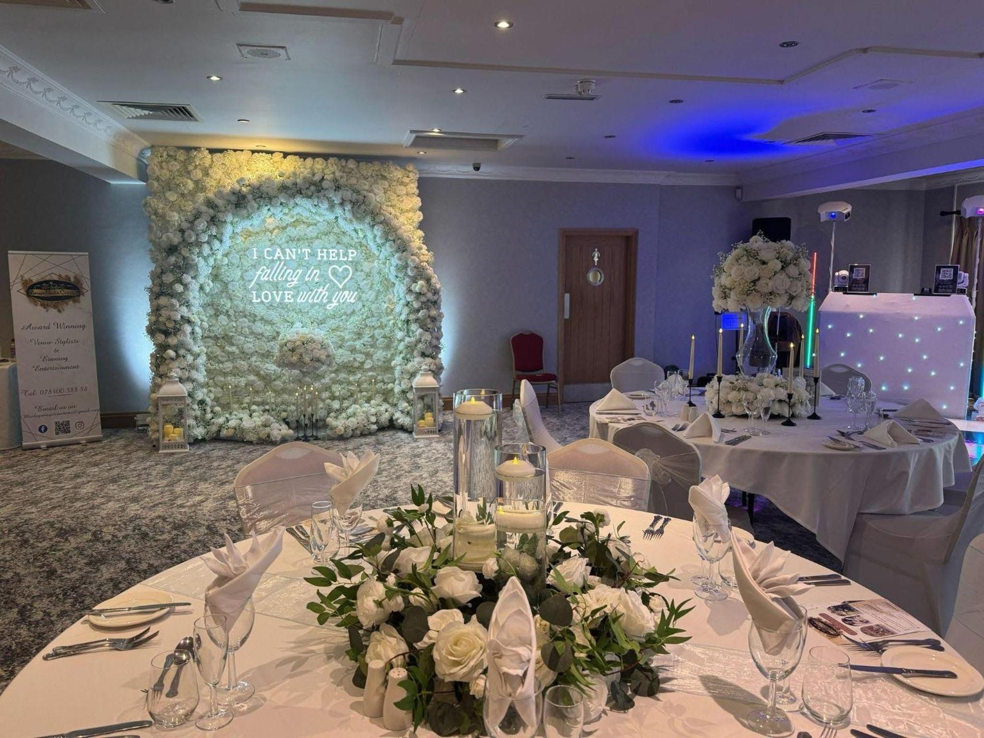 Holt Lodge Hotel Wrexham Esterno foto